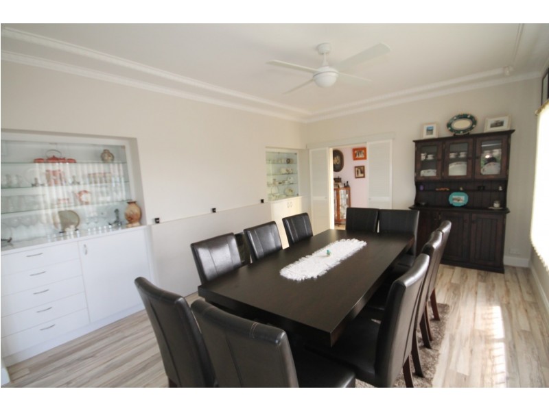 2 Lewin Street, Inverell NSW 2360