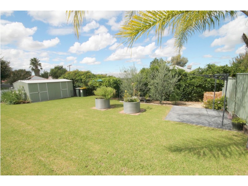 2 Lewin Street, Inverell NSW 2360