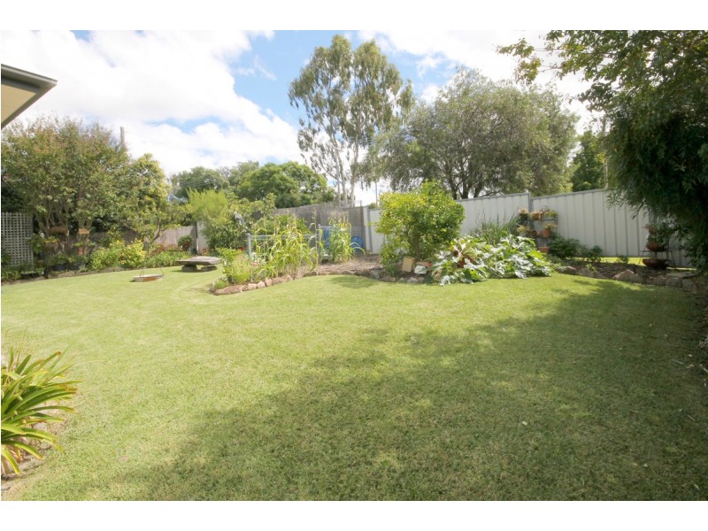 2 Lewin Street, Inverell NSW 2360