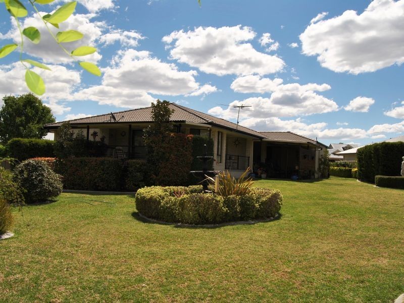 18 Coolibah Drive, Inverell NSW 2360