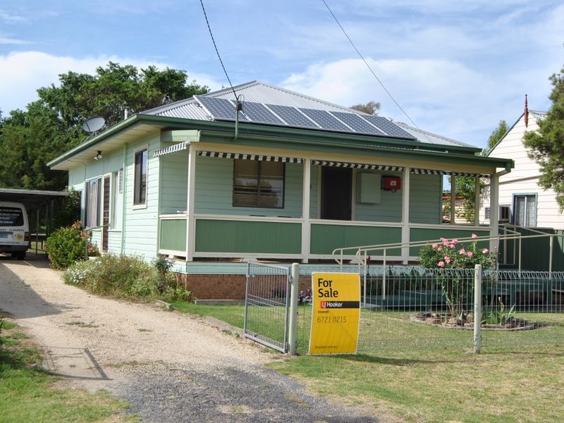 75 Granville Street, Inverell NSW 2360