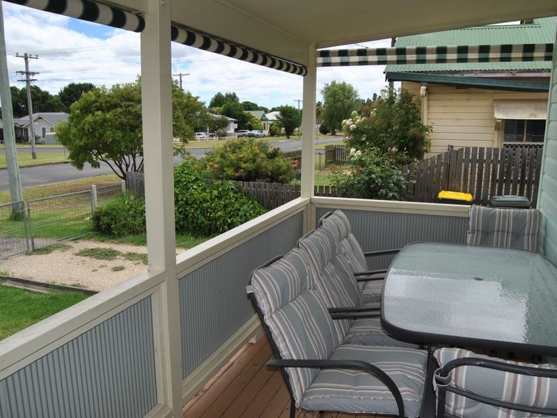 75 Granville Street, Inverell NSW 2360