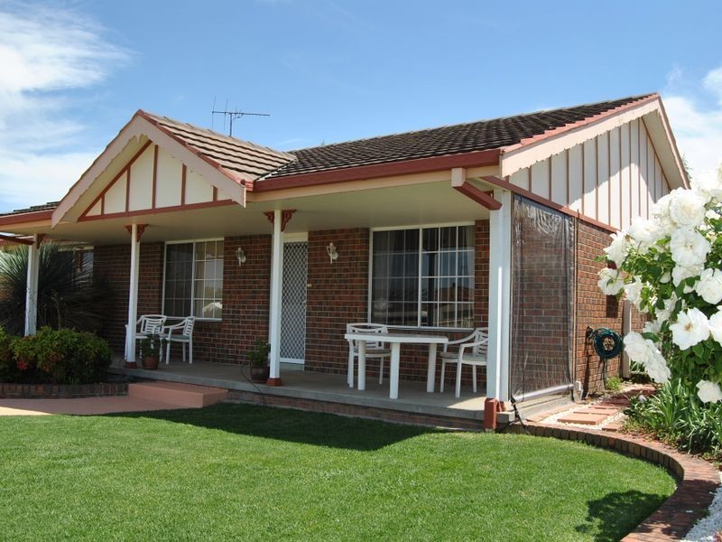 20 Deodara Drive, Inverell NSW 2360