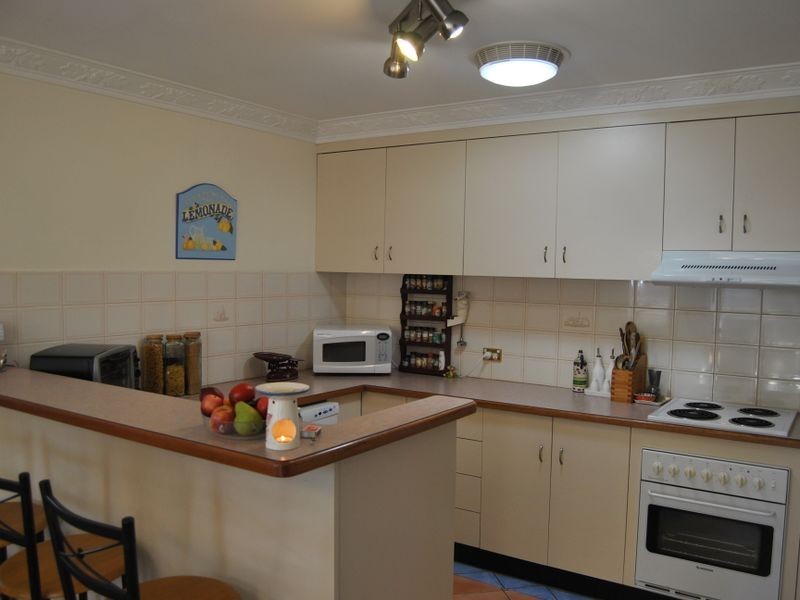 20 Deodara Drive, Inverell NSW 2360