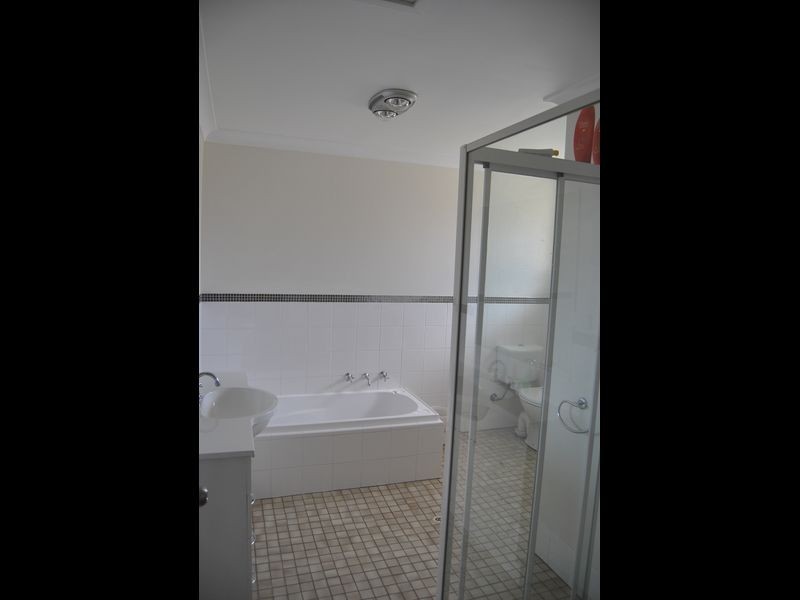 23 Taylor Avenue, Inverell NSW 2360