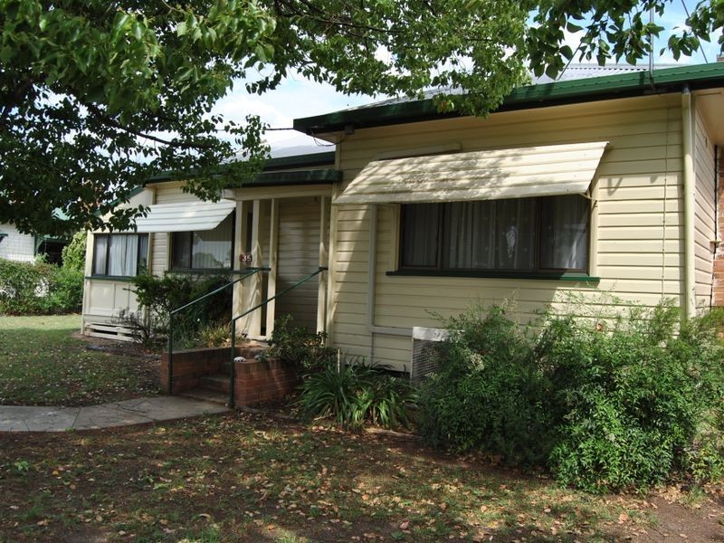 35 Chester Street, Inverell NSW 2360