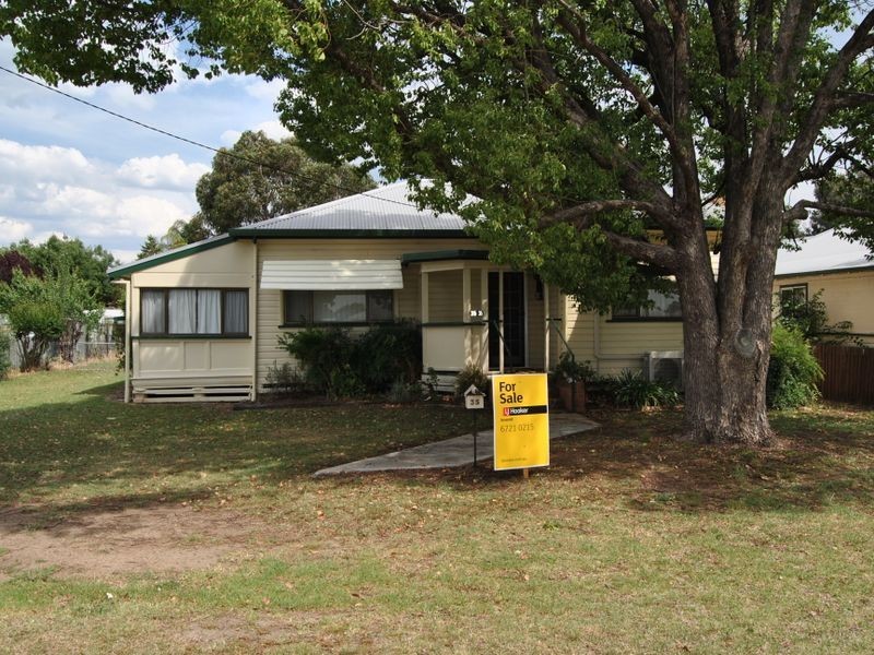 35 Chester Street, Inverell NSW 2360