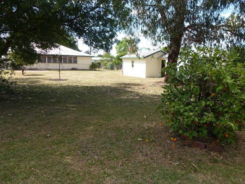35 Chester Street, Inverell NSW 2360