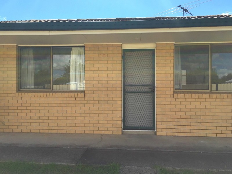 1/15 Greaves Street, Inverell NSW 2360