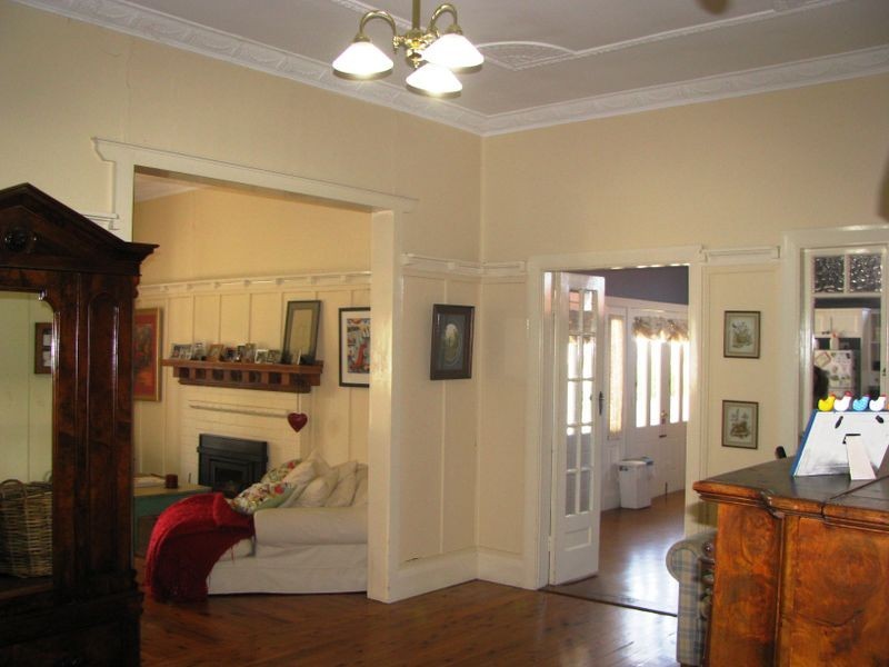 6 High Street, Inverell NSW 2360