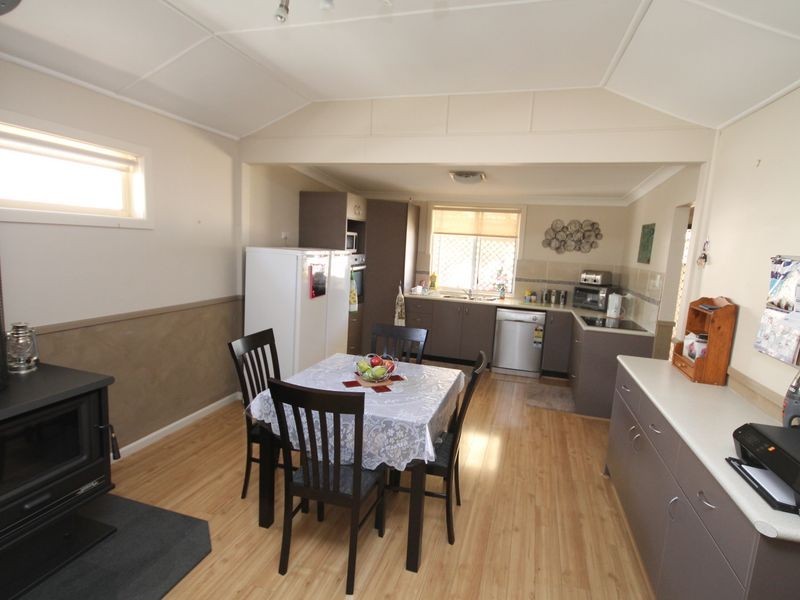 13 Church Street, Inverell NSW 2360