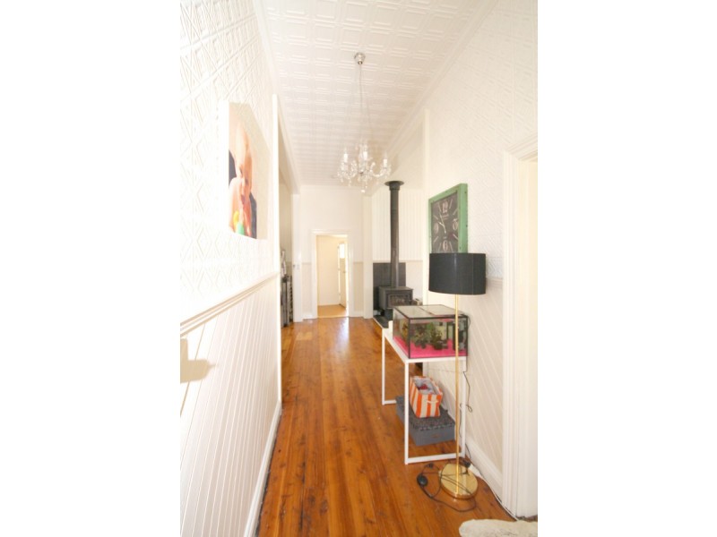 86 Granville Street, Inverell NSW 2360