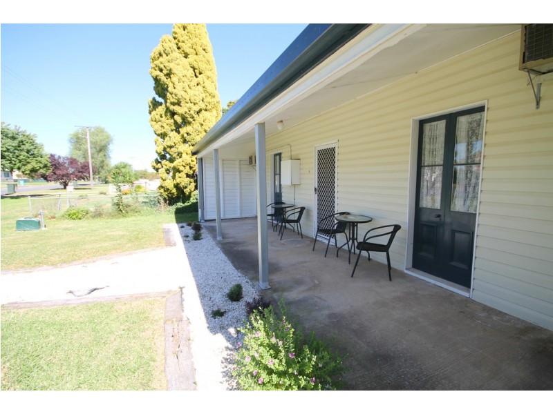 86 Granville Street, Inverell NSW 2360