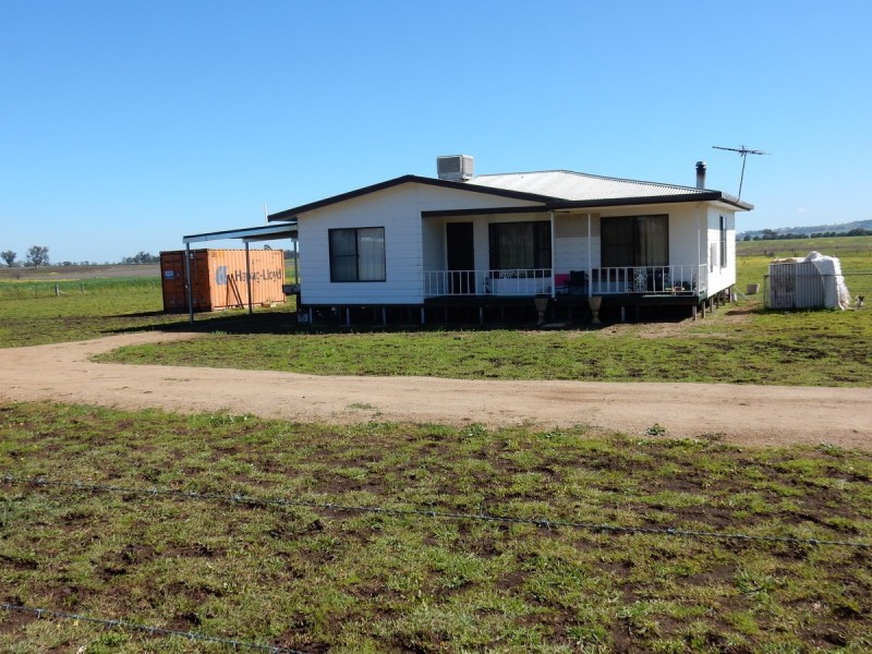 27 Gleno Street, Inverell NSW 2360