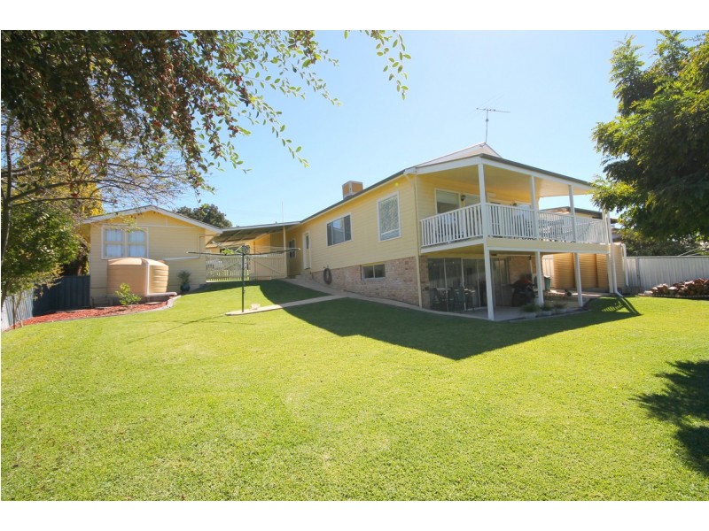 28 Gordon Street, Inverell NSW 2360