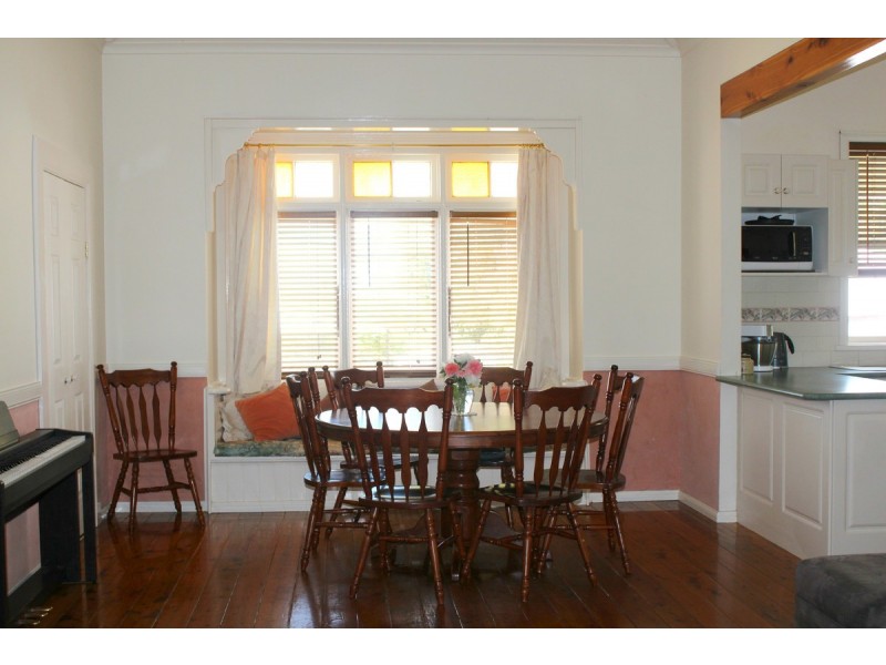 72 Urabatta Street, Inverell NSW 2360