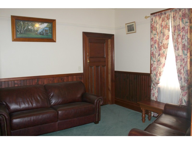 72 Urabatta Street, Inverell NSW 2360