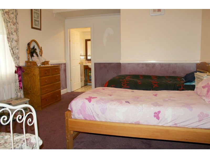 72 Urabatta Street, Inverell NSW 2360