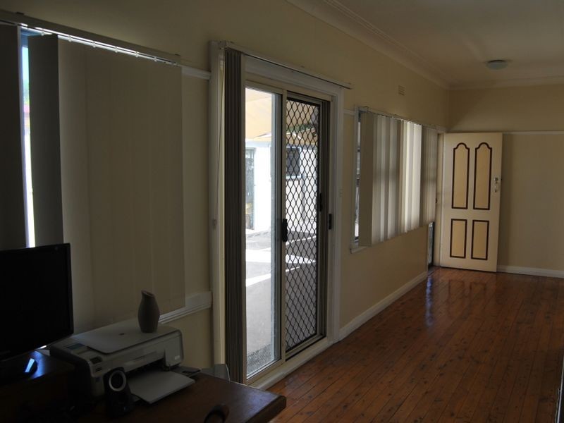 30 Chisholm Street, Inverell NSW 2360