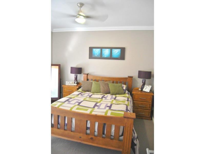 16 Bennett Street, Inverell NSW 2360