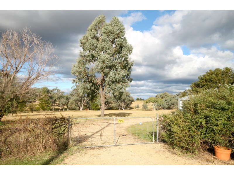 491 Fernhill Road, Inverell NSW 2360
