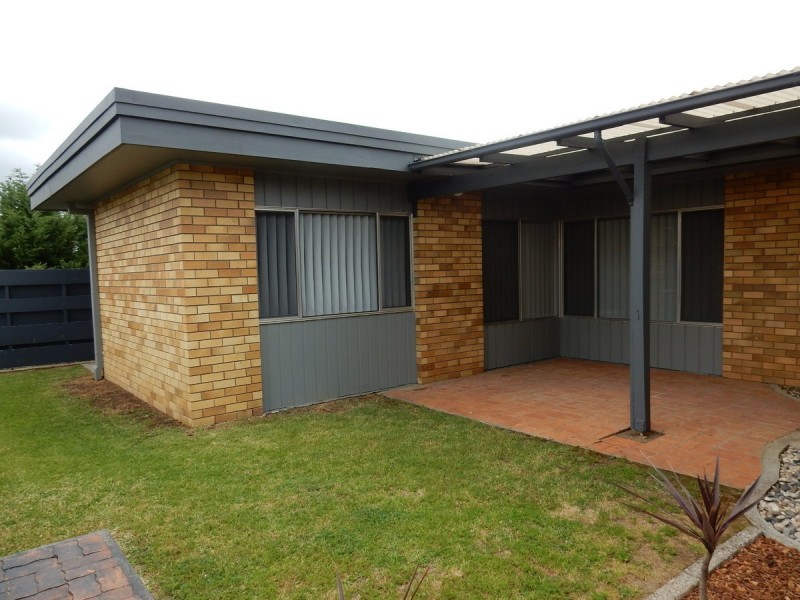 9 Coggan Place, Inverell NSW 2360