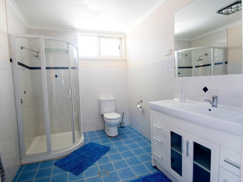 24 Andrew Street, Inverell NSW 2360