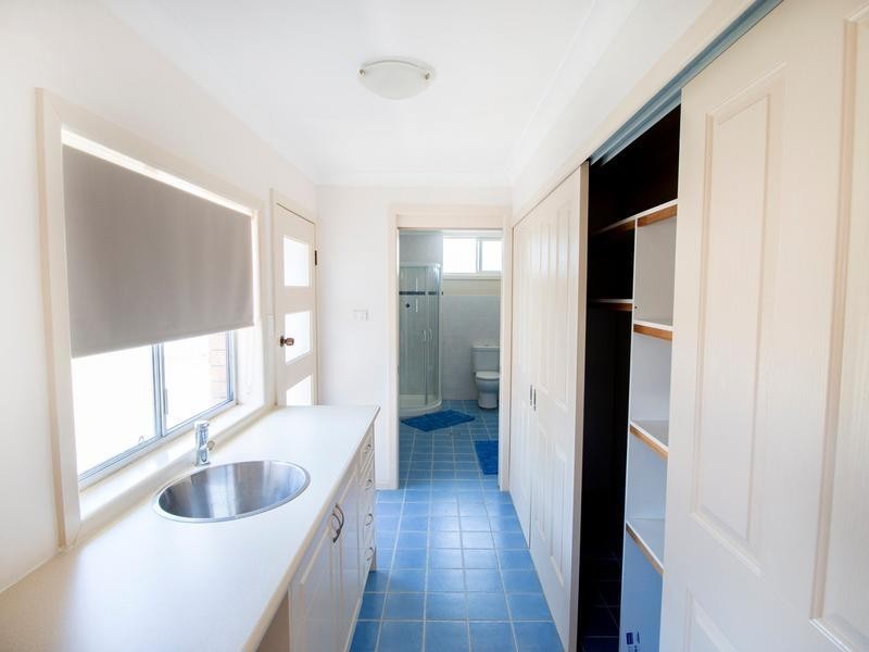 24 Andrew Street, Inverell NSW 2360