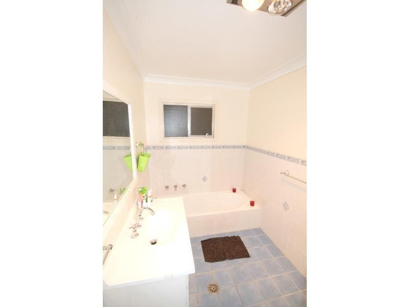 24 Andrew Street, Inverell NSW 2360