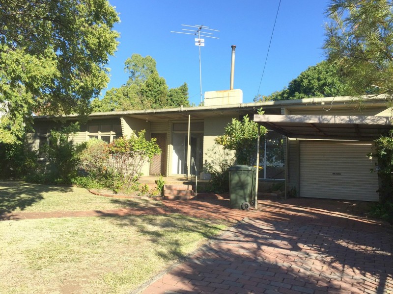 19 Gordon Street, Inverell NSW 2360