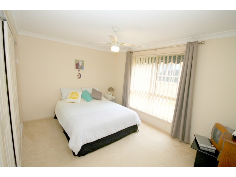 16 Crestview Place, Inverell NSW 2360