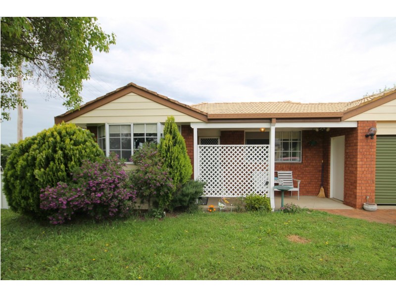 4/12 Andrew Street, Inverell NSW 2360