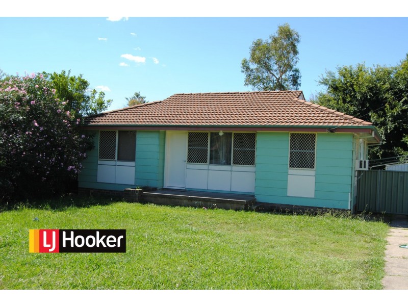 35 Eugene Street, Inverell NSW 2360