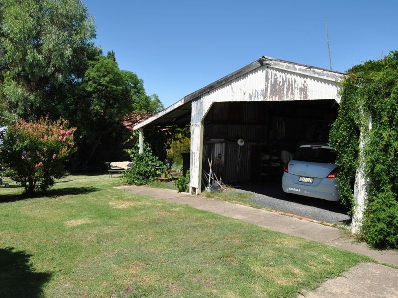 38 Urabatta Street, Inverell NSW 2360