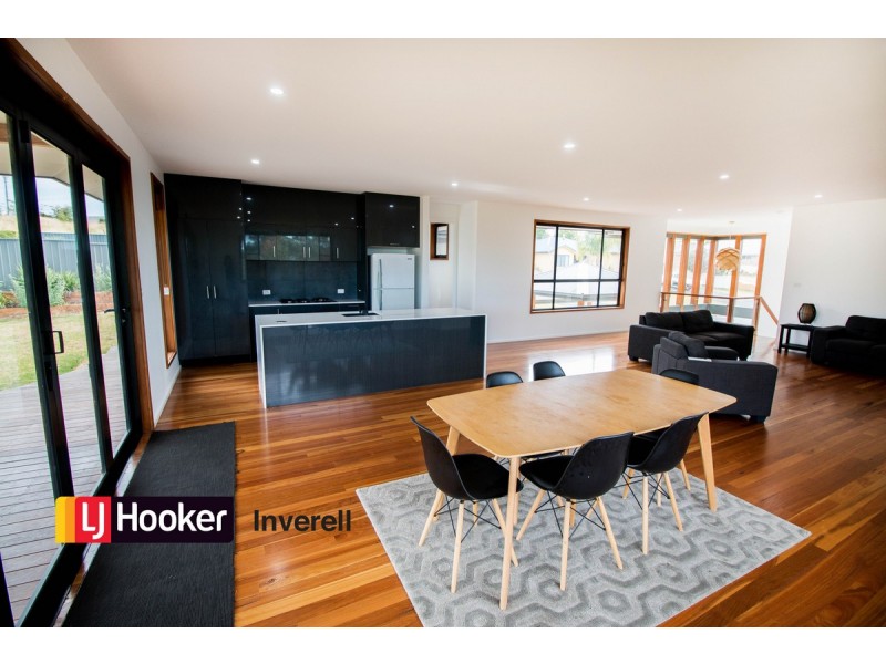 7 Vincent Place, Inverell NSW 2360