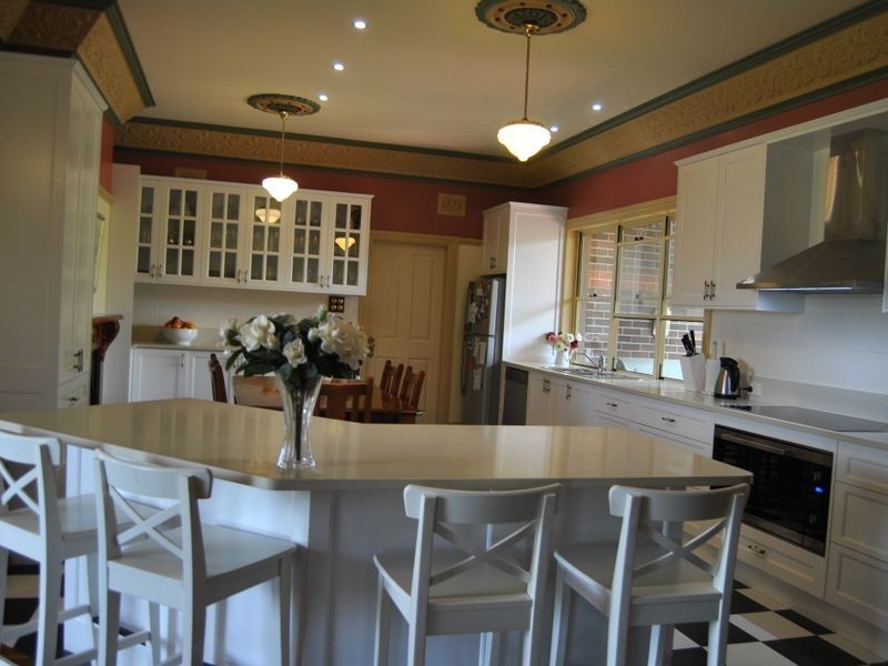 79 Gordon Street, Inverell NSW 2360