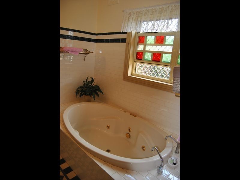 79 Gordon Street, Inverell NSW 2360