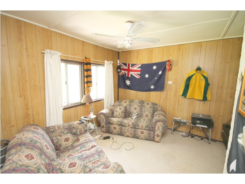 31 McIvor Street, Inverell NSW 2360