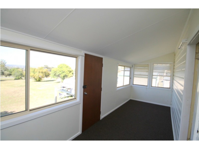 31 McIvor Street, Inverell NSW 2360