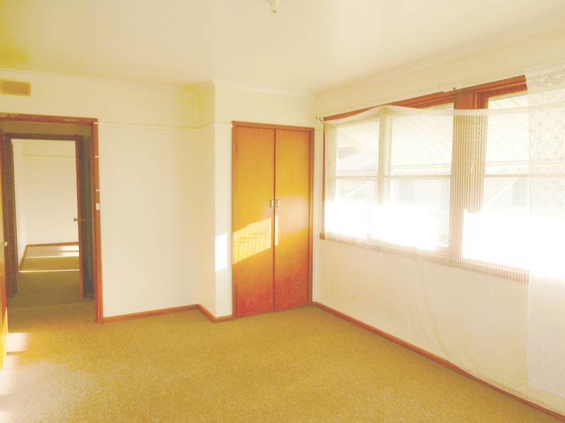 42 Gilchrist Street, Inverell NSW 2360