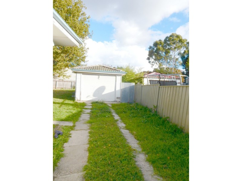 42 Gilchrist Street, Inverell NSW 2360