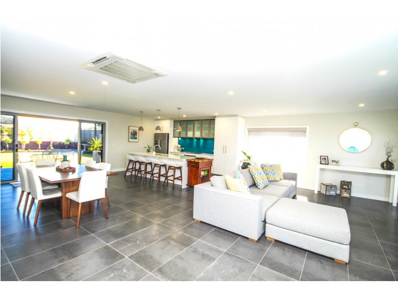 5 Vincent Place, Inverell NSW 2360