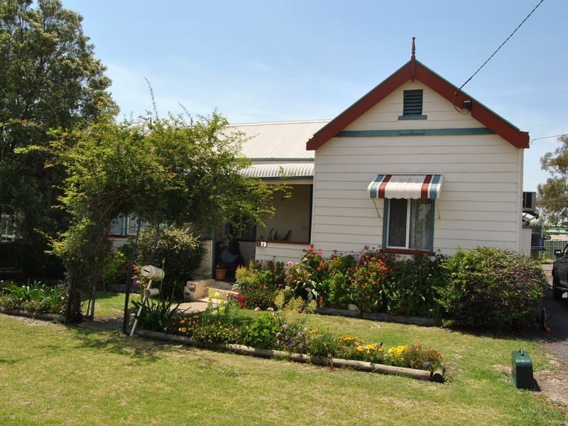 73 Granville Street, Inverell NSW 2360
