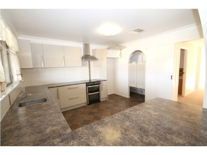 48 Gordon Street, Inverell NSW 2360