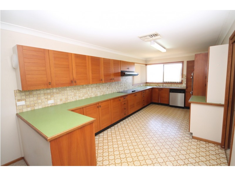 5 Clive Street, Inverell NSW 2360