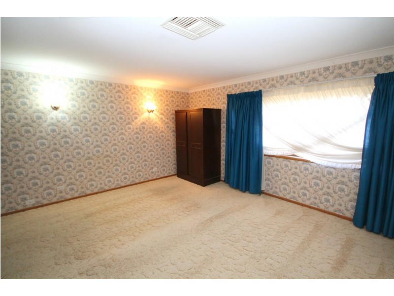 5 Clive Street, Inverell NSW 2360