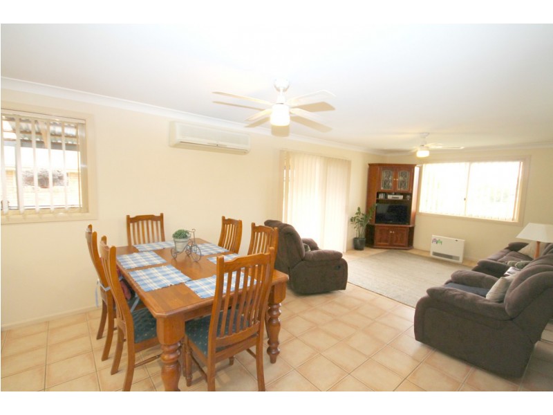 16 Crestview Place, Inverell NSW 2360