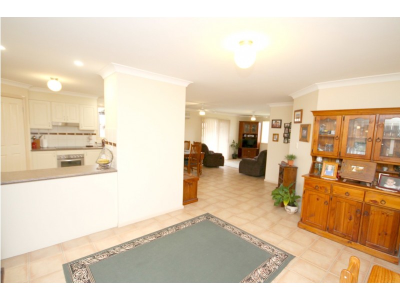 16 Crestview Place, Inverell NSW 2360