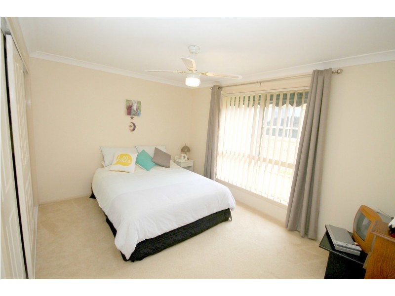 16 Crestview Place, Inverell NSW 2360