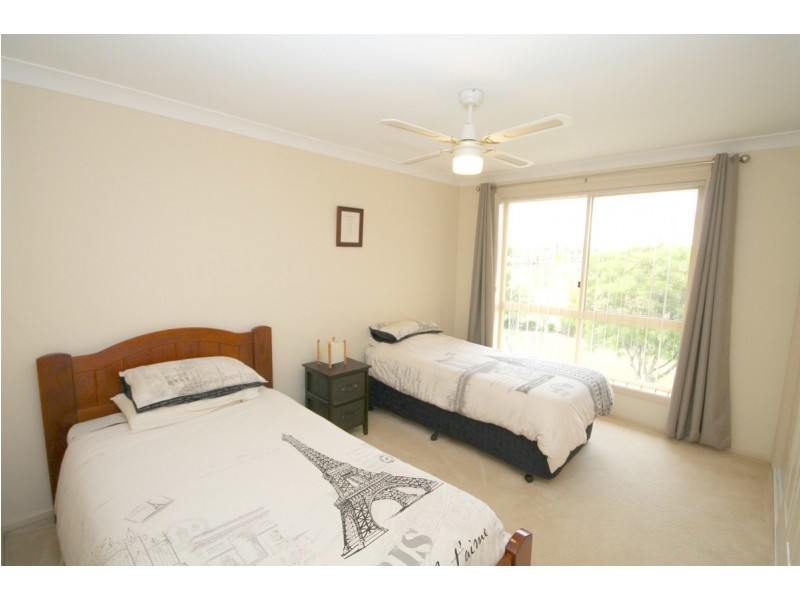 16 Crestview Place, Inverell NSW 2360